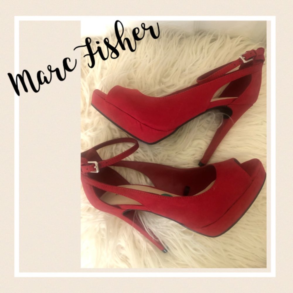 MARC FISHER Red platform heels